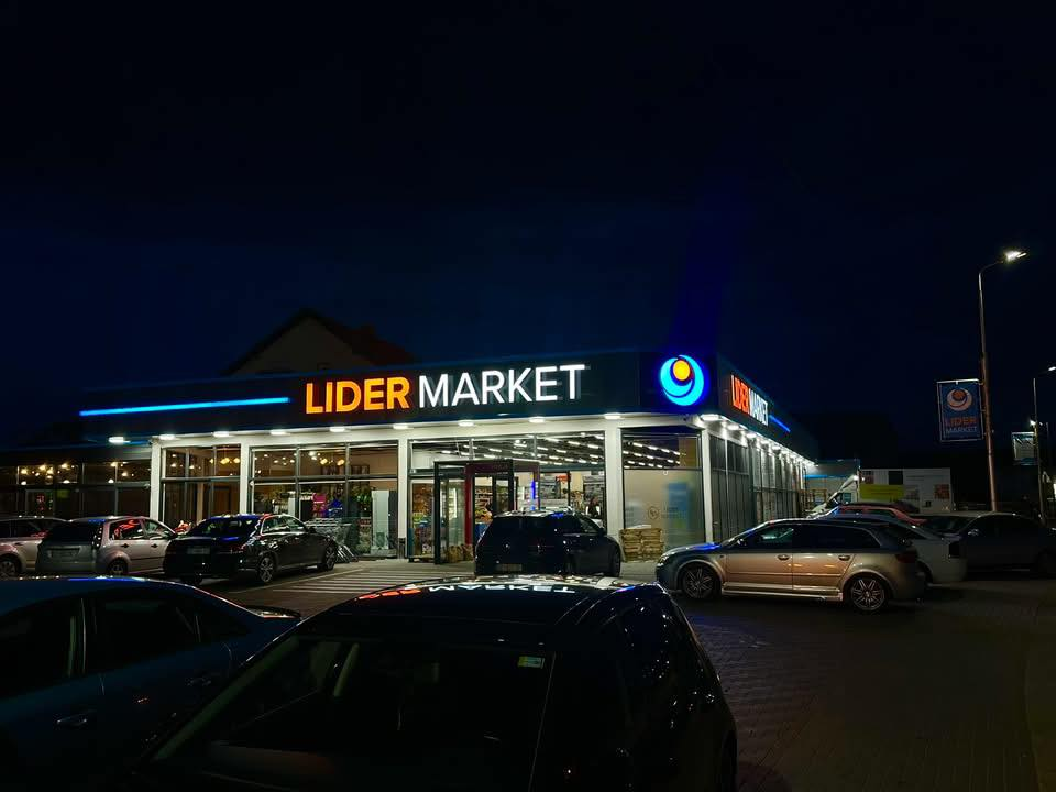 Lider Market storefront